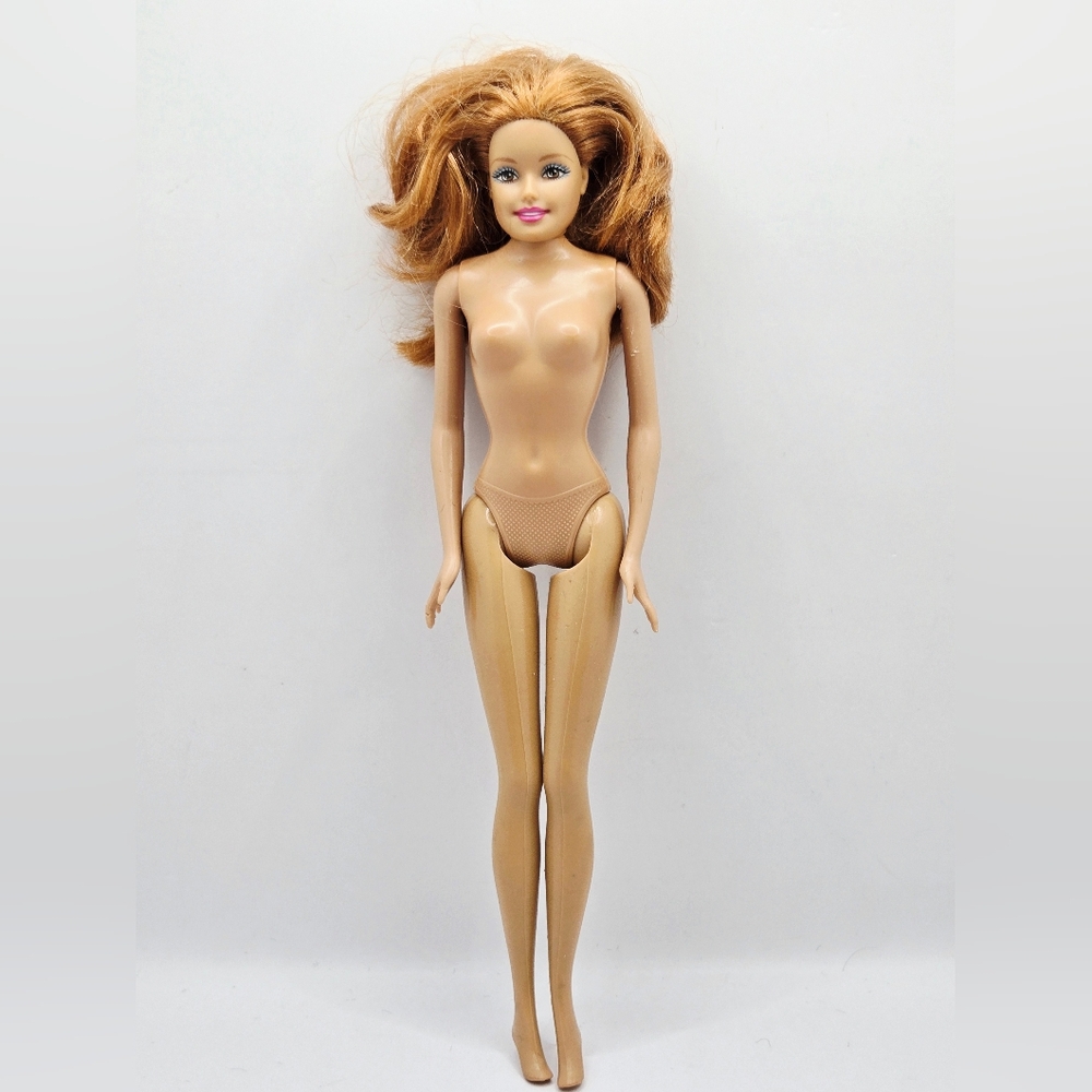 Vintage 1999 Mattel Barbie Auburn Hair Hazel Eyes Nude